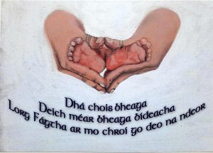 Dhá Chois Bheaga - Two Little Feet
